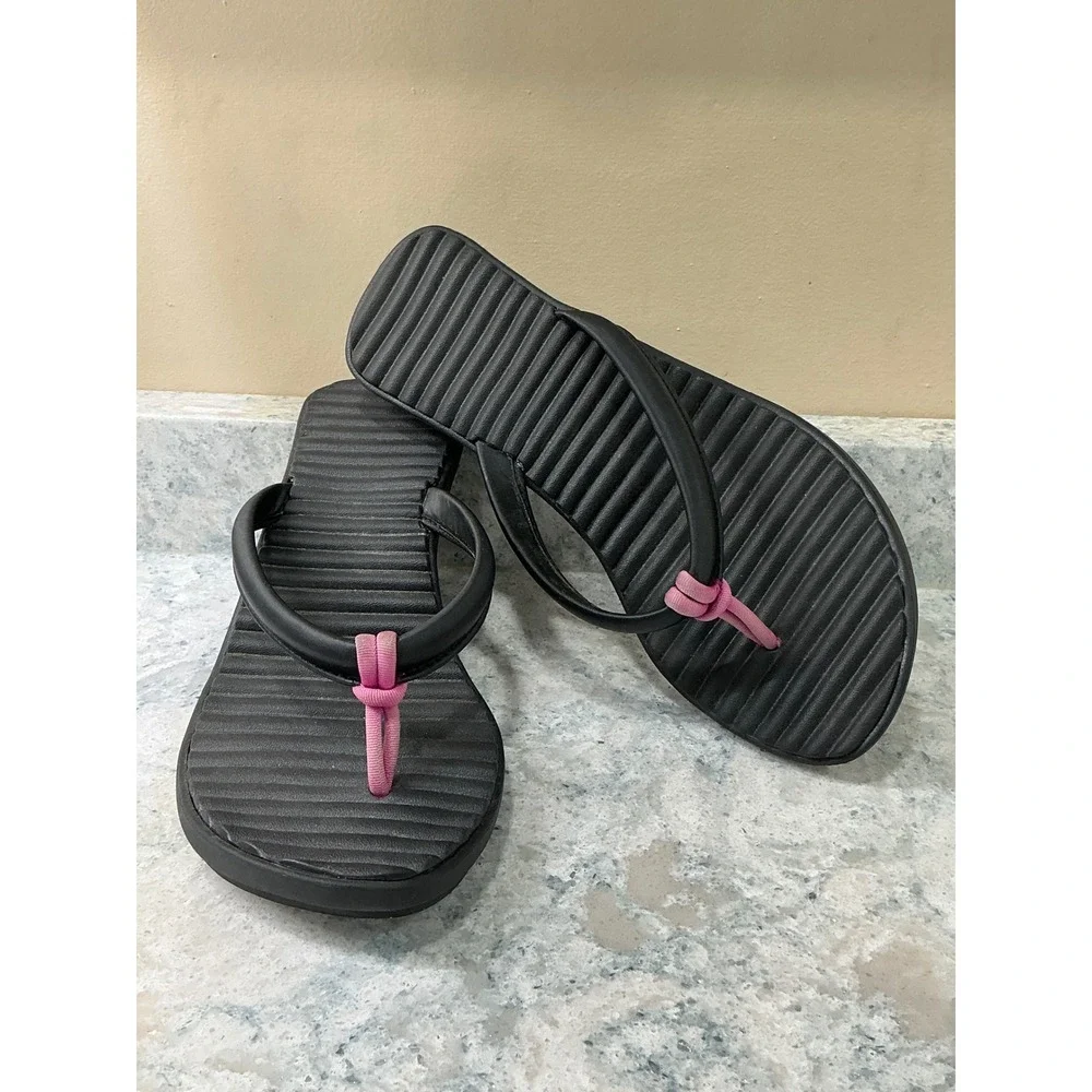 Crocs Wedge Flip Flops Sandals Size 7 Black Pink Ribbed Thong Platform Heel